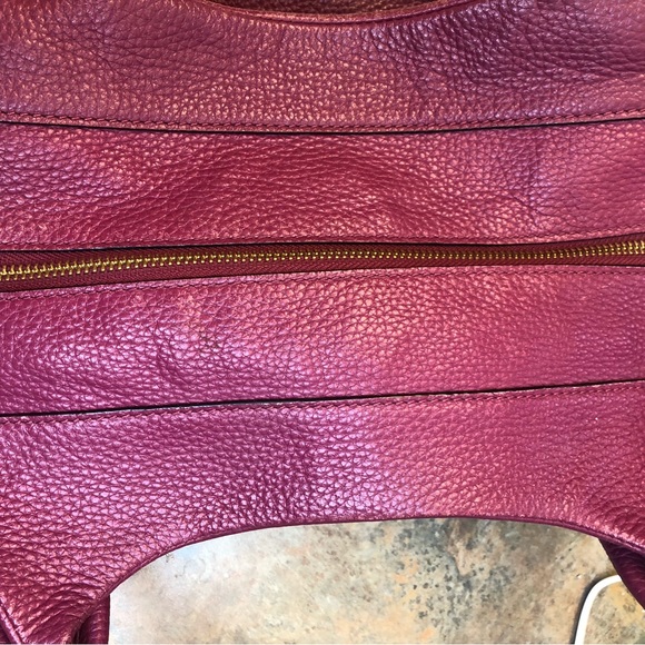 Kate Spade large leather hobo shoulder bag, raspberry pink with champagne lining - Picture 10 of 14